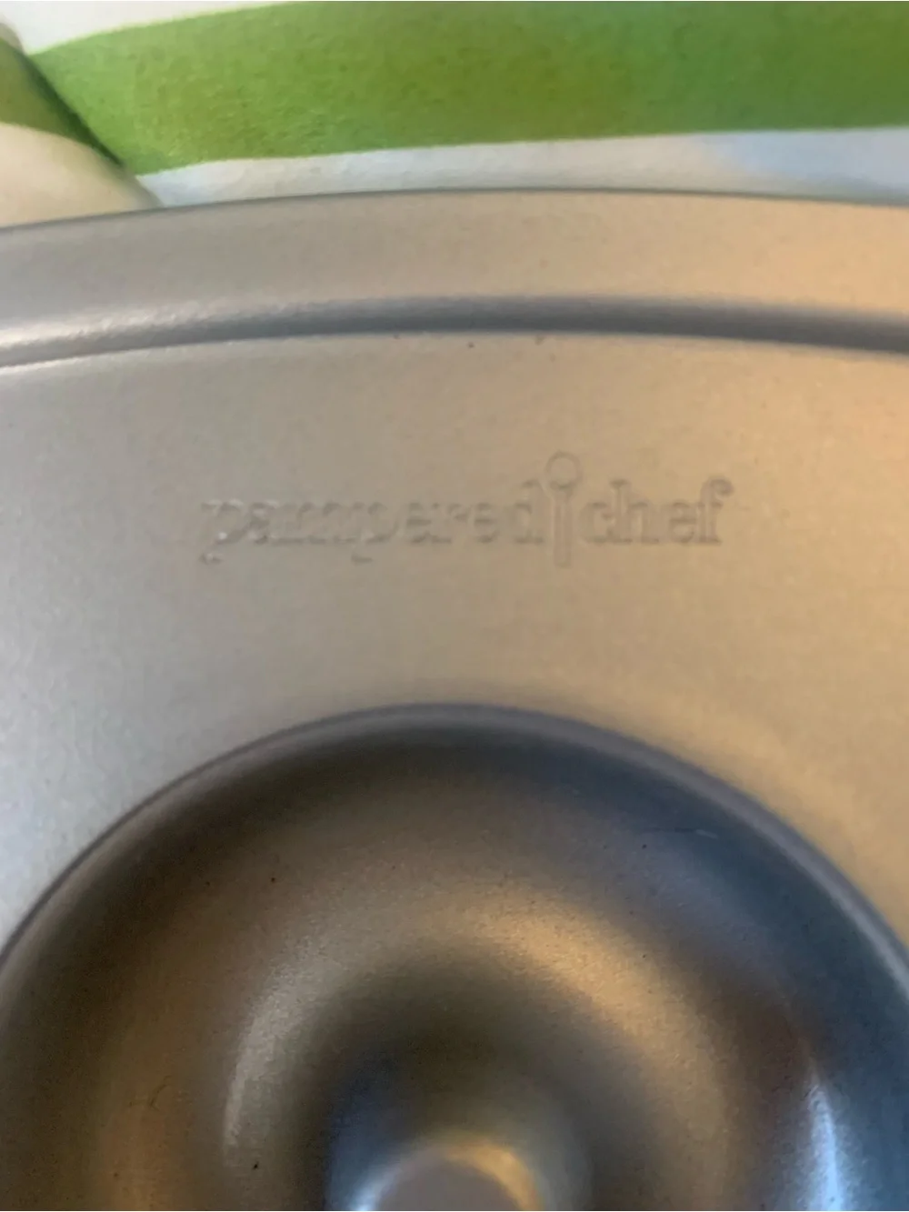 Pampered Chef Silver 12-Cavity Donut Pan Teal New without box